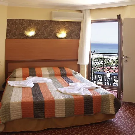 Hotel Palmera 3*