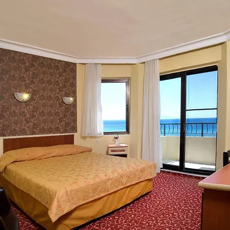 Hotel Palmera 3*